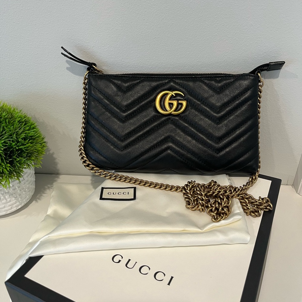 Gucci GG Marmont chain wallet zip top card holder black gold